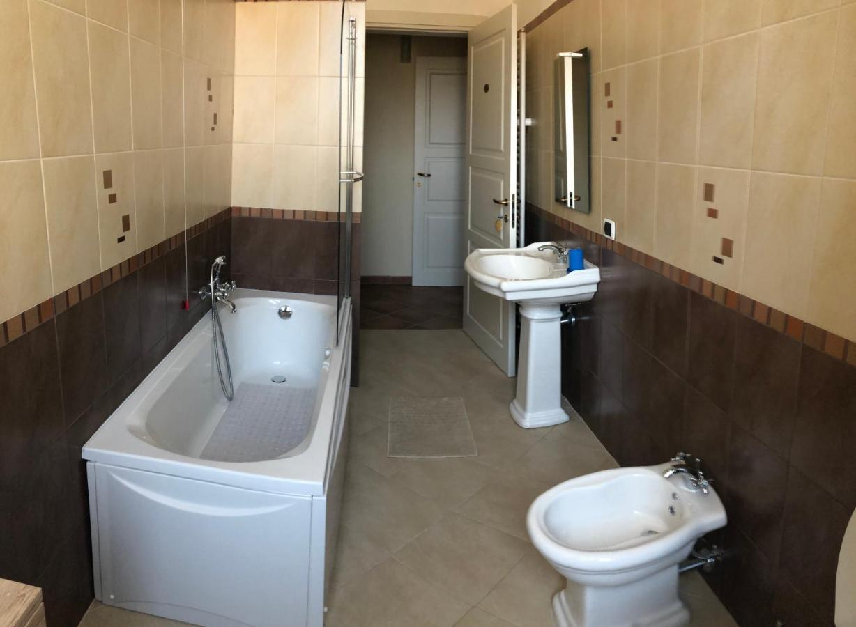 A Casa Di Noemi Bed and Breakfast Λ' Άκουιλα Εξωτερικό φωτογραφία